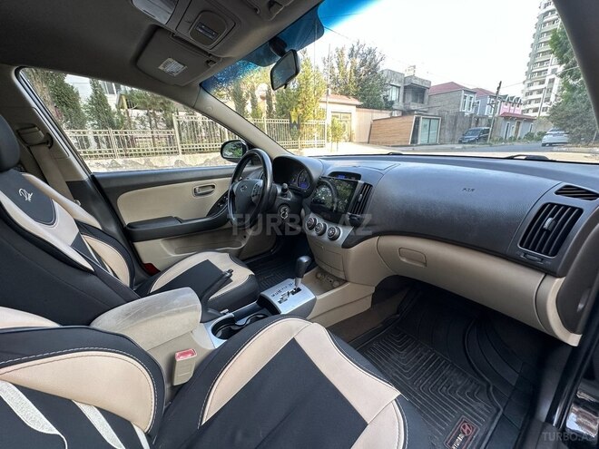 Hyundai Elantra 2009, 302,000 km - 2.0 l - Bakı