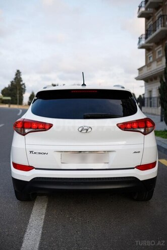 Hyundai Tucson 2015, 208,000 km - 2.0 l - Bakı