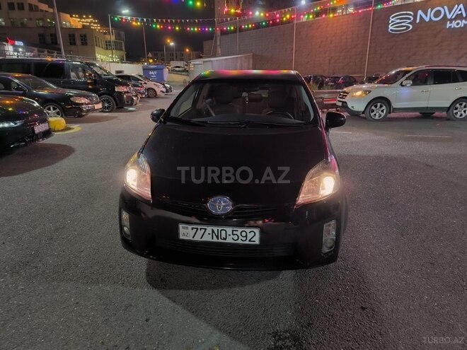 Toyota Prius 2015, 283,985 km - 1.8 л - Bakı