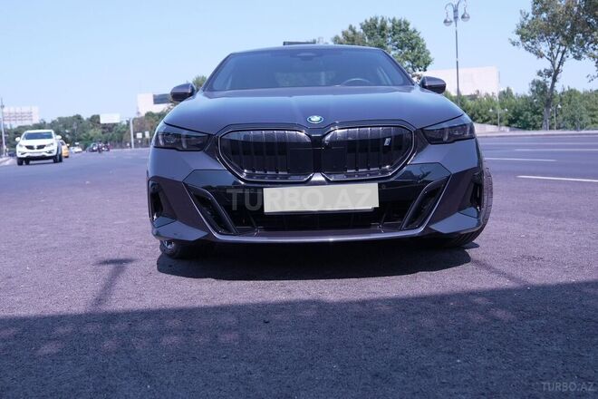 BMW i5 2023, 18,100 km - 0.0 l - Bakı