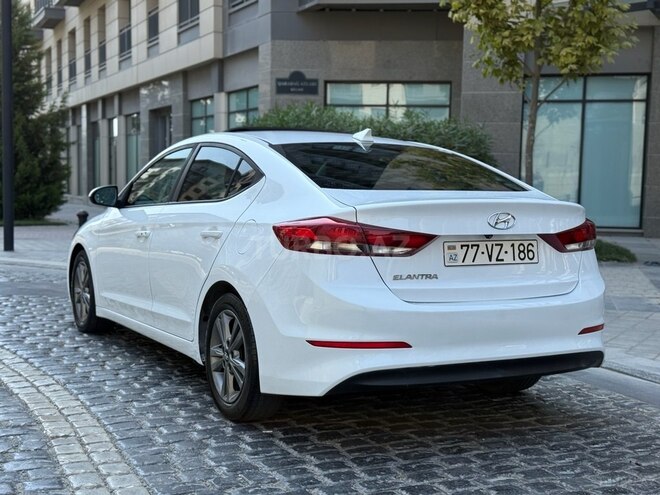 Hyundai Elantra 2017, 56,182 km - 2.0 l - Bakı
