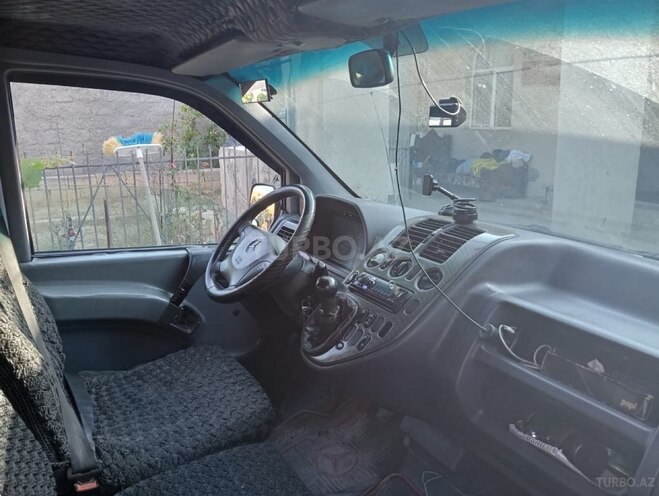Mercedes Vito 2000, 220,000 km - 2.2 l - Qazax