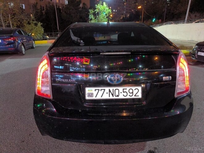 Toyota Prius 2015, 283,985 km - 1.8 л - Bakı