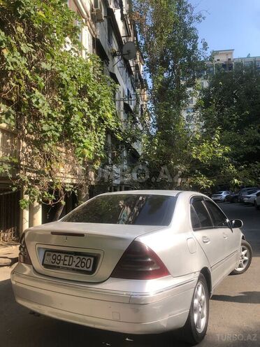 Mercedes C 220 d 2000, 430,156 km - 2.2 л - Bakı