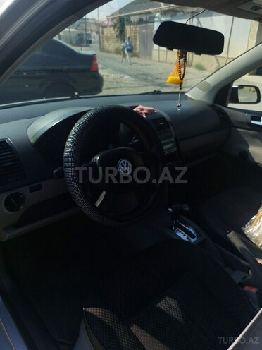 Volkswagen Polo 2002, 228,900 km - 1.4 l - Bakı
