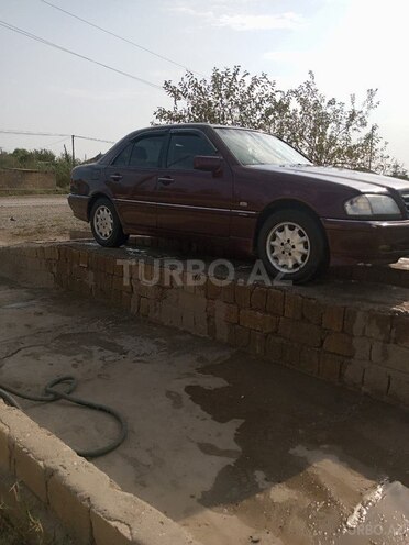 Mercedes C 230 1998, 454,352 km - 2.3 l - Sabirabad