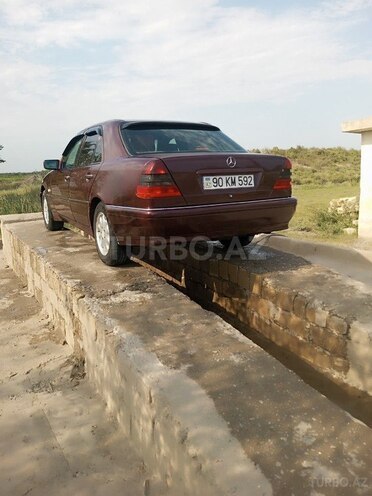 Mercedes C 230 1998, 454,352 km - 2.3 l - Sabirabad