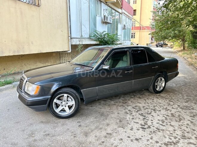 Mercedes E 230 1991, 461,000 km - 2.3 l - Bakı