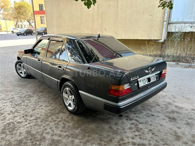 Mercedes E 230 1991, 461,000 km - 2.3 l - Bakı