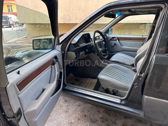 Mercedes E 230 1991, 461,000 km - 2.3 l - Bakı