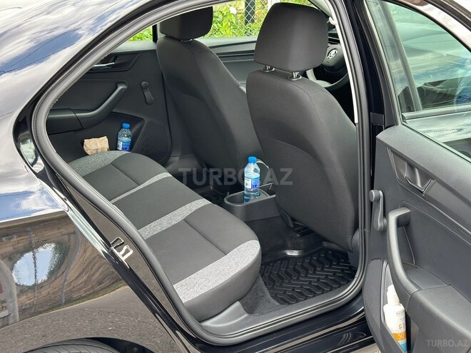 Skoda Rapid 2021, 95,000 km - 1.6 l - Bakı