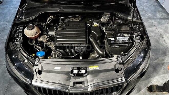 Skoda Rapid 2021, 95,000 km - 1.6 l - Bakı