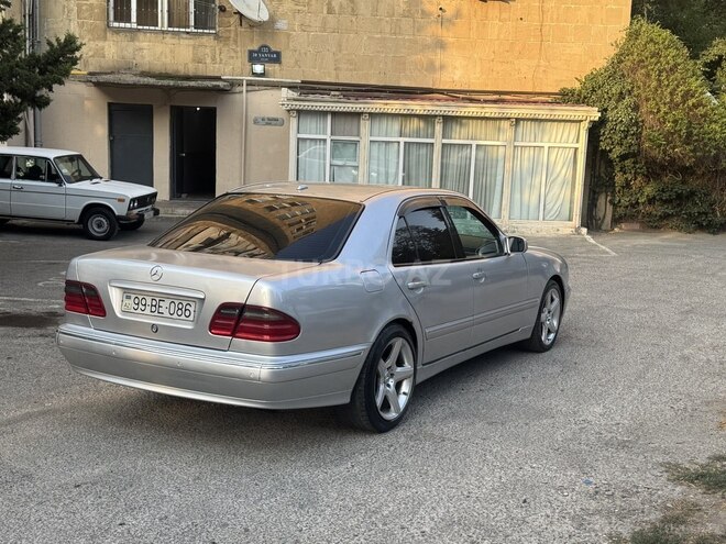 Mercedes E 240 1999, 256,666 km - 2.4 l - Bakı