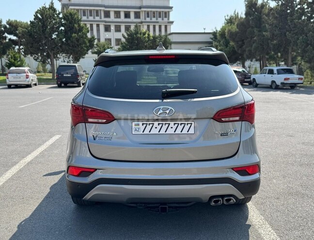 Hyundai Santa Fe 2017, 137,000 km - 2.0 l - Bakı