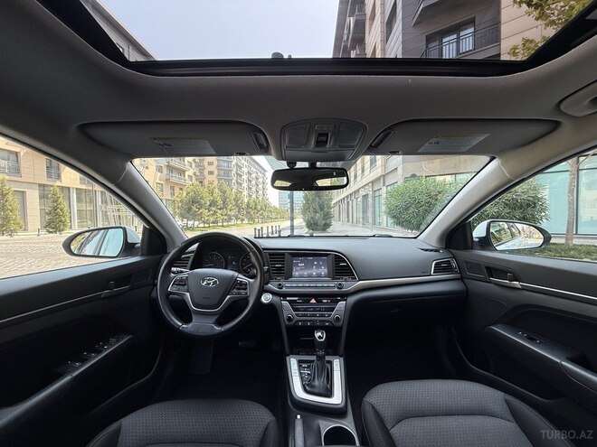 Hyundai Elantra 2017, 56,182 km - 2.0 l - Bakı