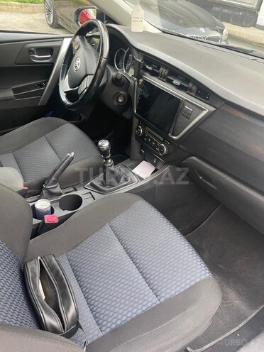 Toyota Auris 2013, 224,000 km - 1.4 л - Bakı