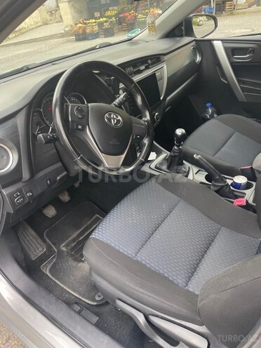 Toyota Auris 2013, 224,000 km - 1.4 л - Bakı