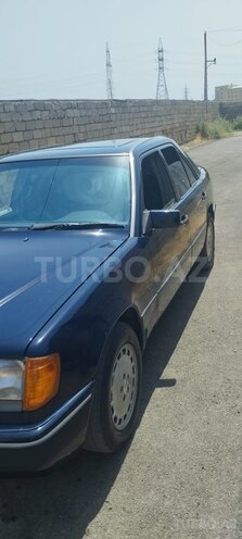 Mercedes E 200 1991, 410,000 km - 2.0 l - Sumqayıt