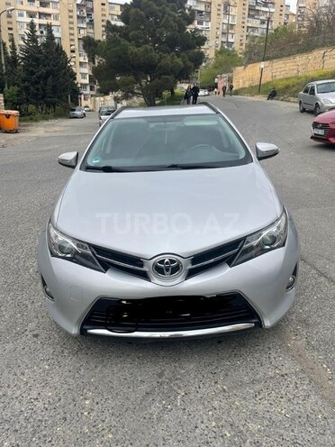 Toyota Auris 2013, 224,000 km - 1.4 л - Bakı