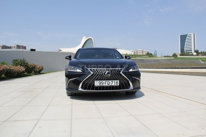 Lexus ES 300h 2023, 27,000 km - 2.5 l - Bakı