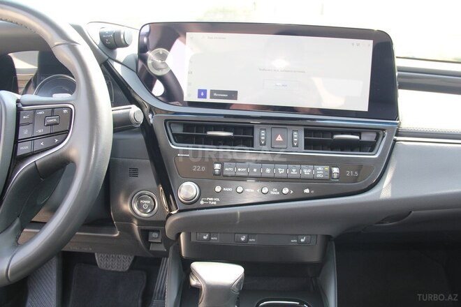 Lexus ES 300h 2023, 27,000 km - 2.5 l - Bakı