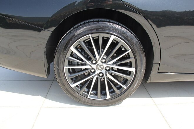 Lexus ES 300h 2023, 27,000 km - 2.5 l - Bakı
