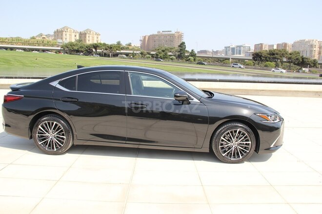 Lexus ES 300h 2023, 27,000 km - 2.5 l - Bakı