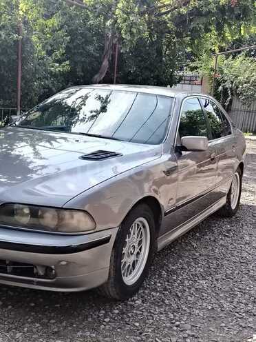 BMW 523 1997, 175,000 km - 2.5 л - Bərdə