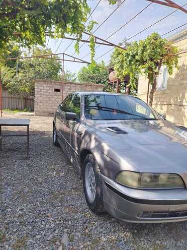 BMW 523 1997, 175,000 km - 2.5 л - Bərdə