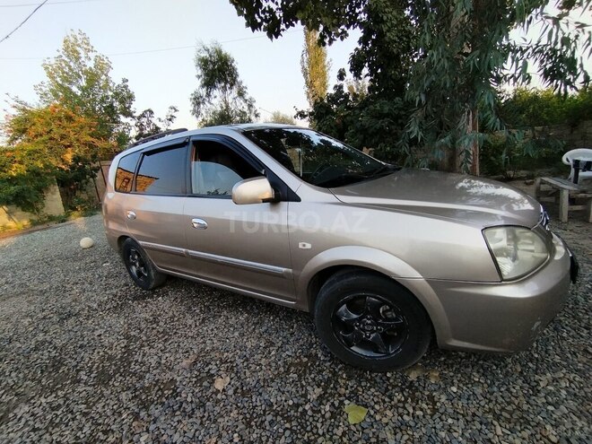Kia Carens 2004, 215,000 km - 2.0 l - Sabirabad