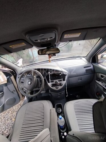Kia Carens 2004, 215,000 km - 2.0 l - Sabirabad