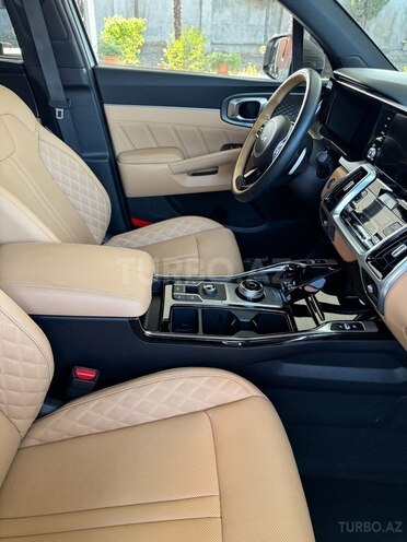 Kia Sorento 2023, 28,000 km - 1.6 l - Masallı