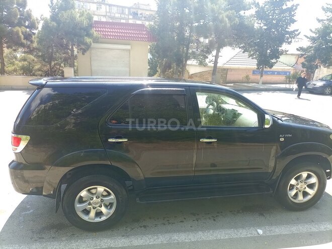 Toyota Fortuner 2005, 259,000 km - 2.7 l - Qəbələ
