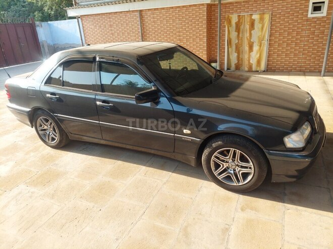 Mercedes C 240 1999, 235,100 km - 2.4 л - Bakı
