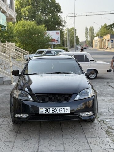 Daewoo Gentra 2013, 250,000 km - 1.5 l - Tovuz