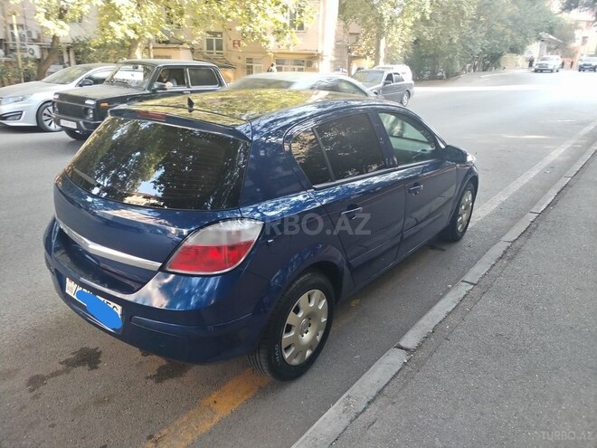 Opel Astra 2004, 176,000 km - 1.4 l - Bakı