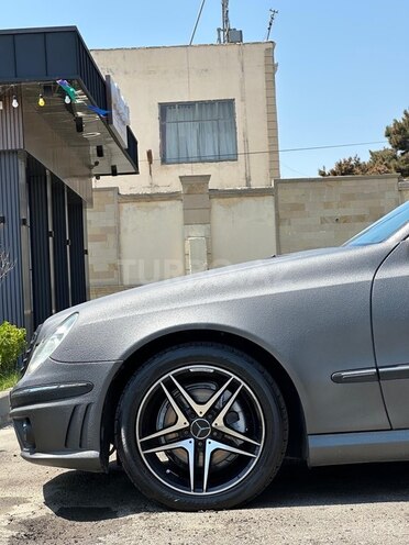 Mercedes E 270 2003, 395,000 km - 2.7 l - Bakı