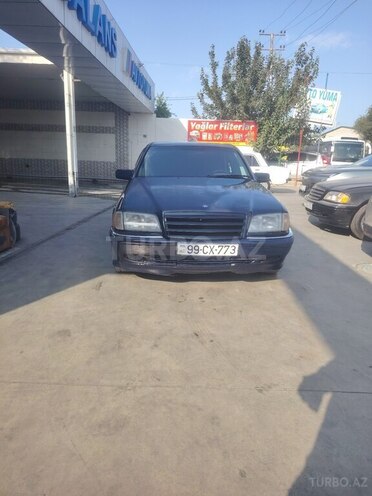 Mercedes C 220 d 1999, 312,000 km - 2.2 л - Bakı