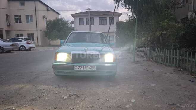 Mercedes E 260 1985, 380,000 km - 2.6 l - Sumqayıt