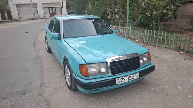 Mercedes E 260 1985, 380,000 km - 2.6 l - Sumqayıt