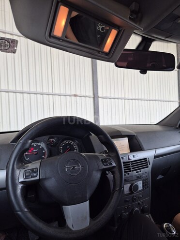 Opel Astra 2006, 213,594 km - 1.3 l - Şəki