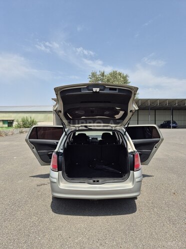 Opel Astra 2006, 213,594 km - 1.3 l - Şəki