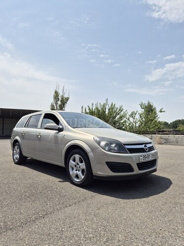 Opel Astra 2006, 213,594 km - 1.3 l - Şəki