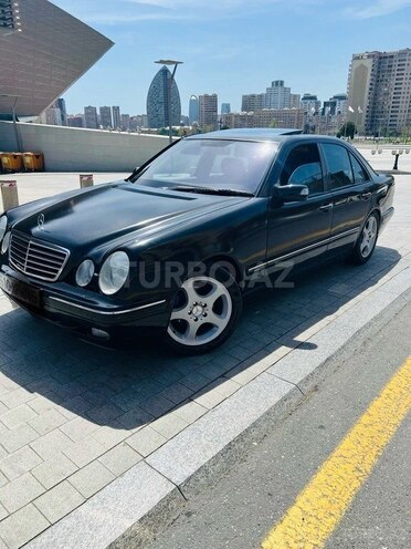 Mercedes E 240 2000, 270,000 km - 2.4 l - Bakı