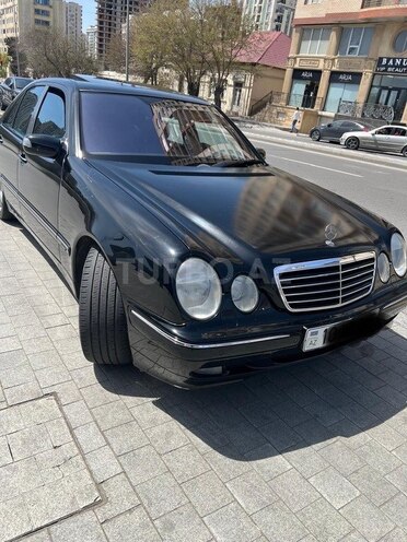 Mercedes E 240 2000, 270,000 km - 2.4 l - Bakı