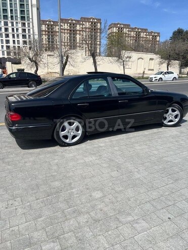 Mercedes E 240 2000, 270,000 km - 2.4 l - Bakı
