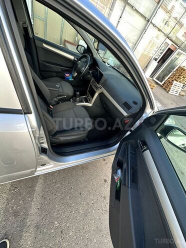 Opel Astra 2007, 275,800 km - 1.3 l - Bakı