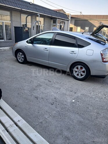 Toyota Prius 2009, 275,000 km - 1.5 l - Sumqayıt