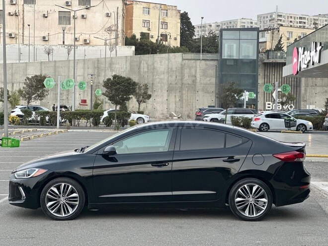 Hyundai Elantra 2017, 58,000 km - 2.0 l - Bakı