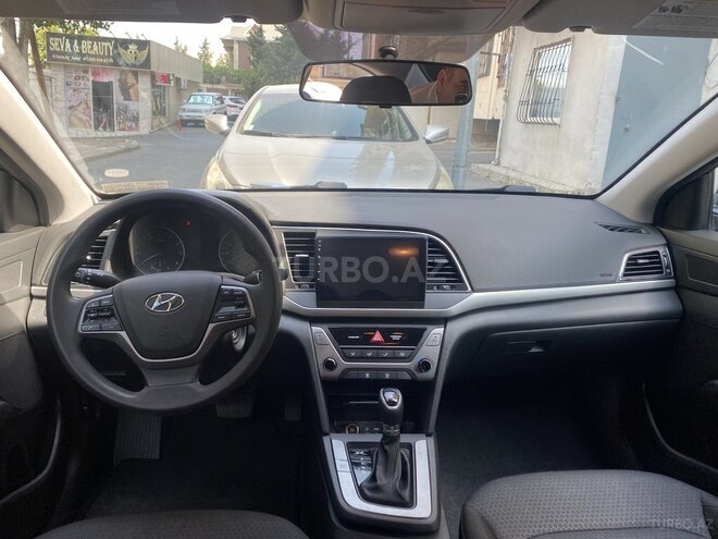 Hyundai Elantra 2017, 58,000 km - 2.0 l - Bakı